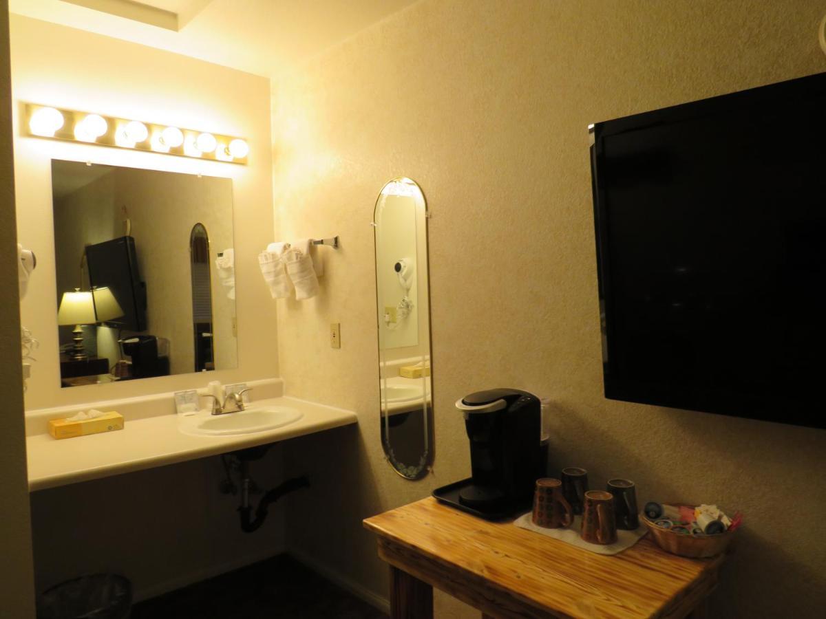 Rim Rock Motel Alturas Ngoại thất bức ảnh